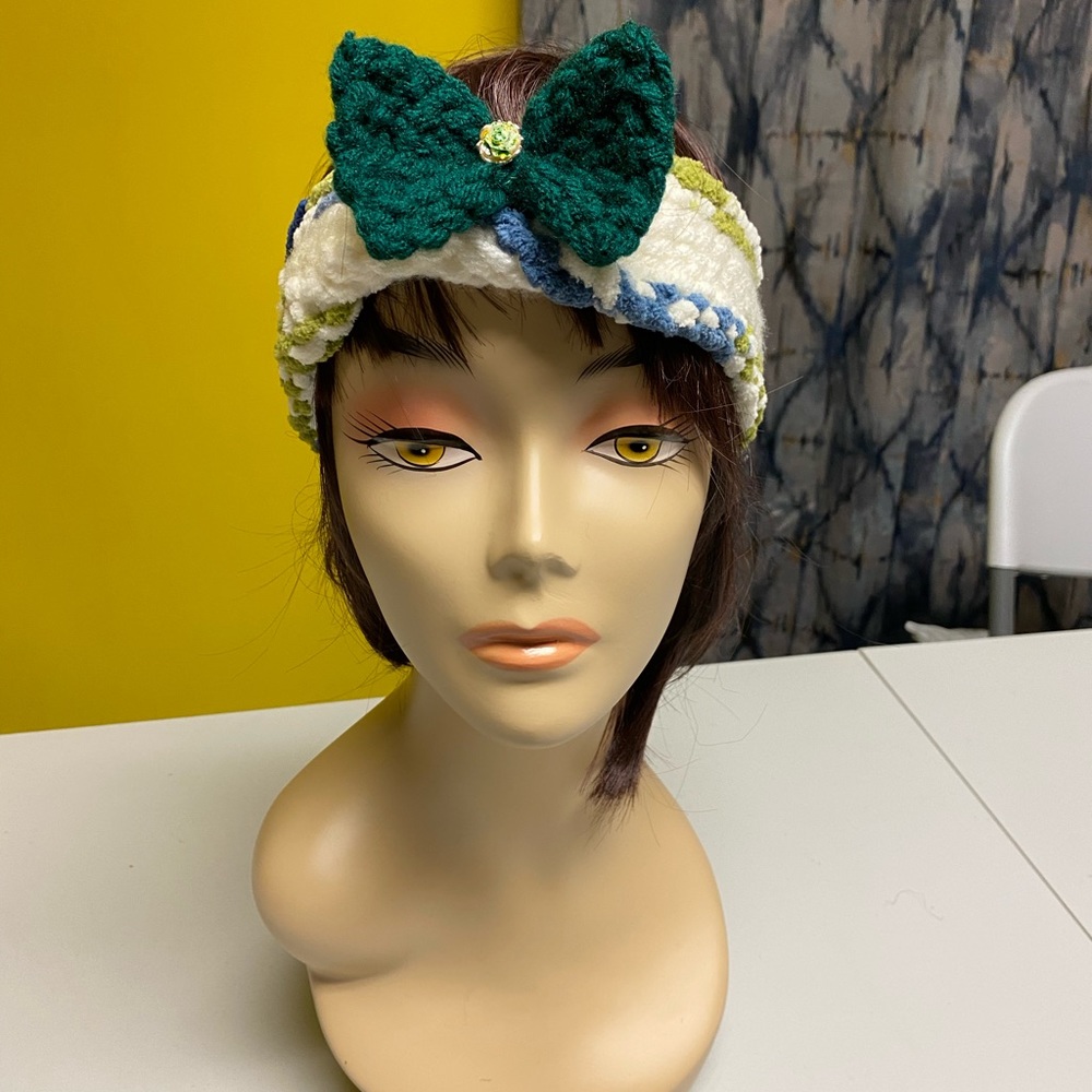 Blanket bow headband